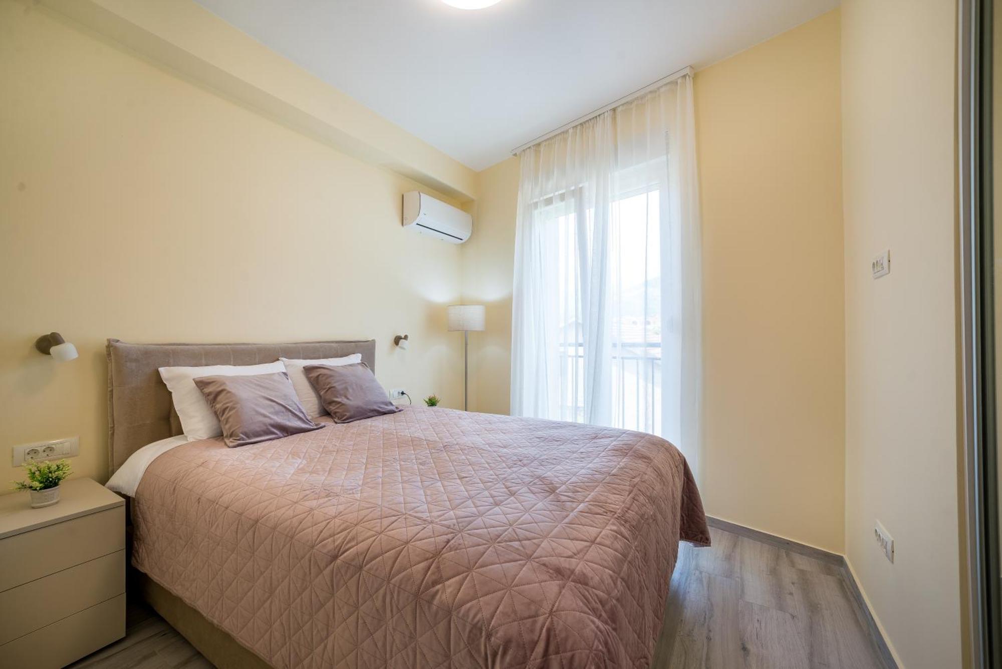 Villa Linz Tivat Bagian luar foto