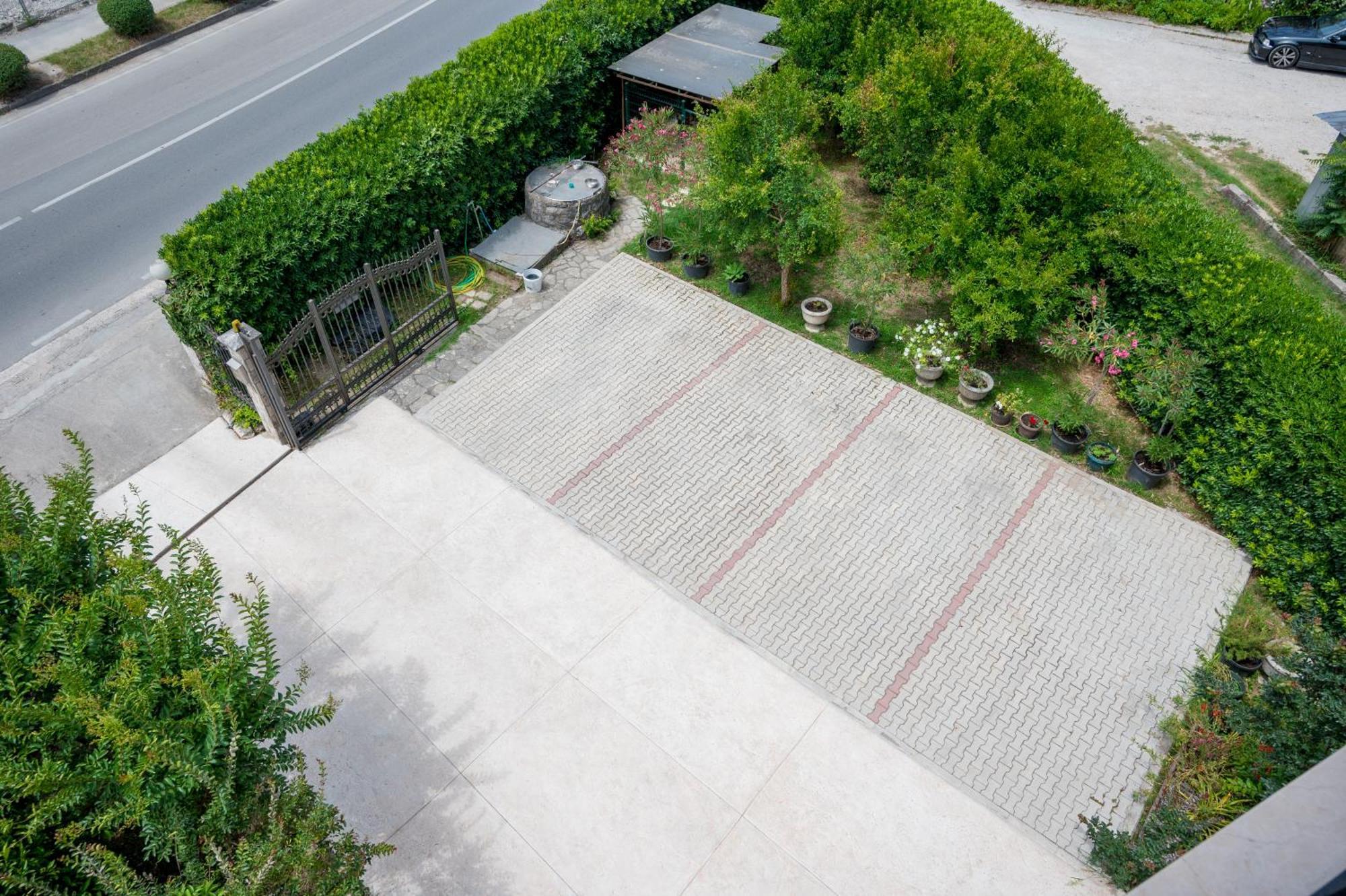 Villa Linz Tivat Bagian luar foto